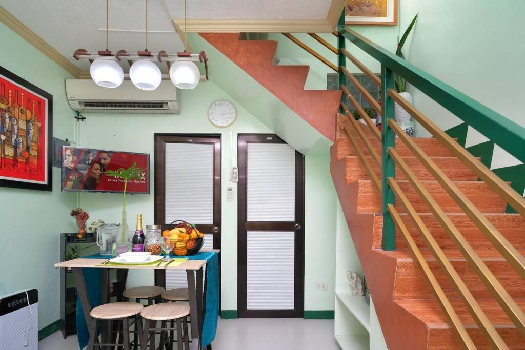 Golden V Primera Unit A Malolos Exterior photo