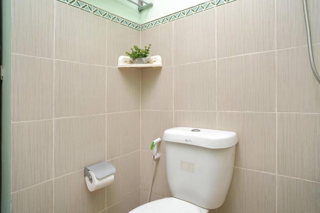 Golden V Primera Unit A Malolos Exterior photo